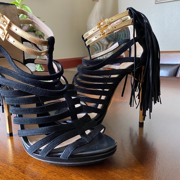 Herve Leger Fabia Black & Gold Sandals - Picture 5 of 14